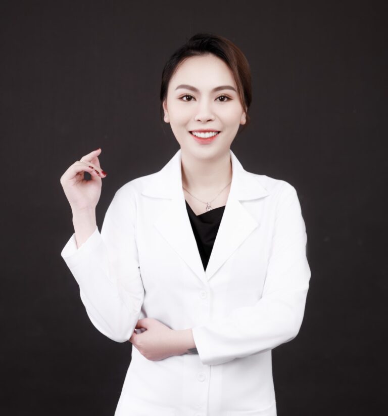 Ms. Nhi Thảo Chuyên gia da liễu